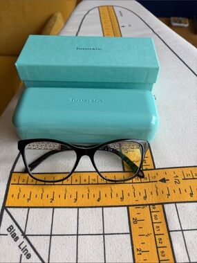 Tiffany & Co. TF 2130 8056 Black Cat-Eye Glasses with Signature Blue Case